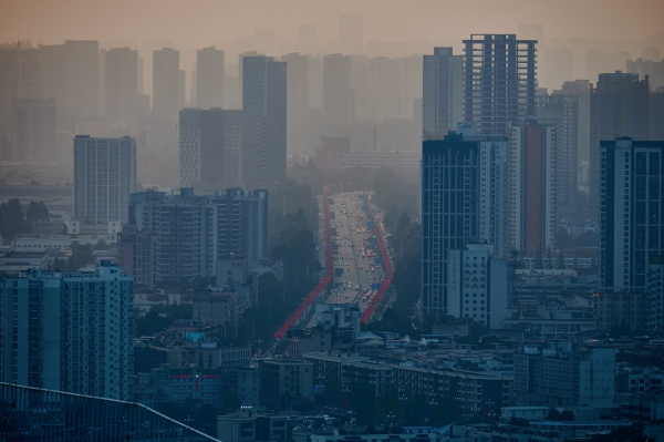 視界が悪くなる日もある？！インドネシアの深刻な大気汚染